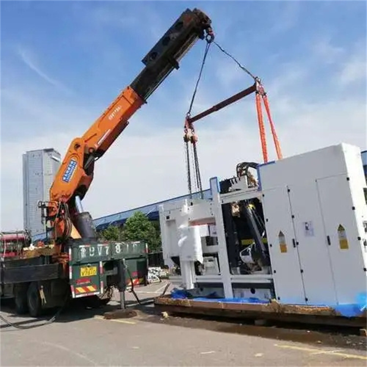 畜禽良种场附近小吊车联系方式|8-16吨|本地及时服务