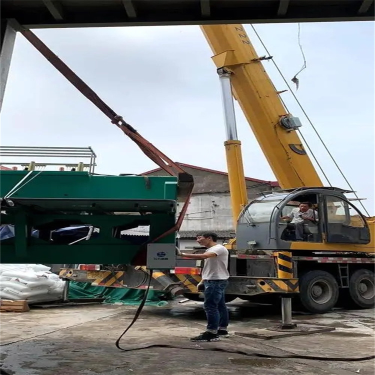 畜禽良种场大吨位吊车租赁应急保障方案|化解突发吊装需求难题